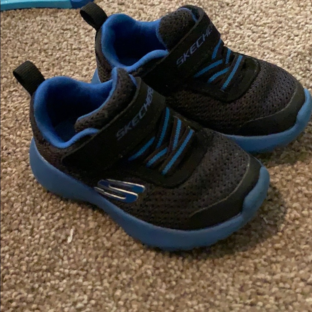Toddler shoes